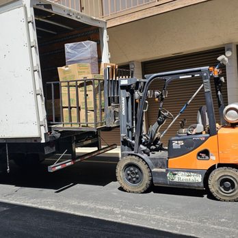 California Self Storage - Storage unit to moving truck - Self Storage Near Me - Palo Alto, California California Self Storage - Storage unit to moving truck - Self Storage Near Me - Palo Alto, California