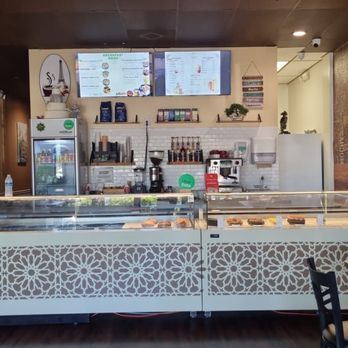 Le Caramel By Chefsetee - Bakeries Near Me - Orlando, Florida