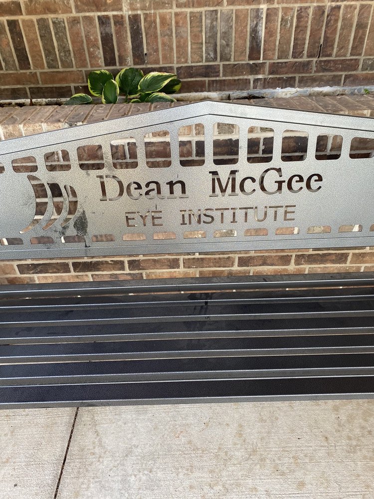 DEAN MCGEE EYE INSTITUTE EDMOND 1005 Medical Park Blvd, Edmond, Oklahoma Optometrists