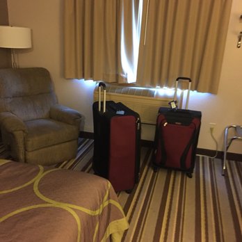 Super 8 by Wyndham Manistee - Hotels Near Me - Manistee, Michigan Super 8 by Wyndham Manistee - Hotels Near Me - Manistee, Michigan