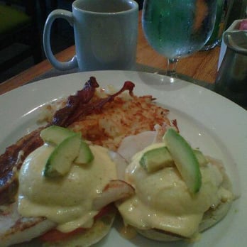 Canyon Grille - California Eggs Benedict - American Near Me - Escondido, California