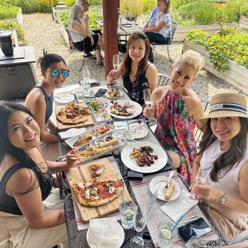 Wine o'Clock - Girls weekend - Wine Bars Near Me - Prosser, Washington Wine o'Clock - Girls weekend - Wine Bars Near Me - Prosser, Washington