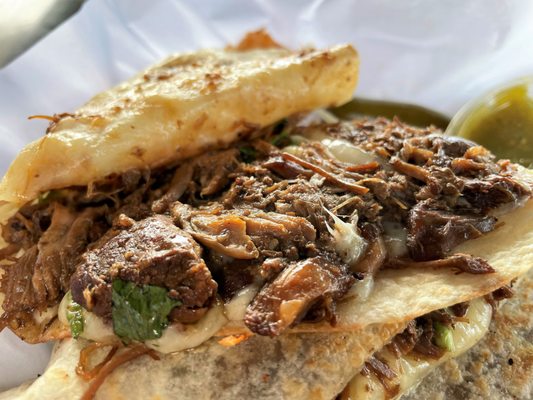 Carnitas el Momo by null