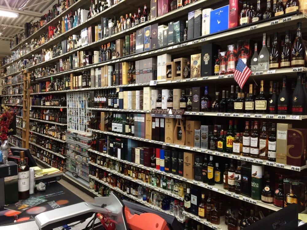ZETOUNA LIQUOR FINE WINE & CIGARS Updated August 2024 10 Photos
