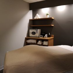 Massage Experts - One of their solo rooms