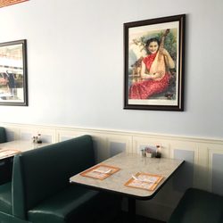 Shanghai Chinese Restaurant - I love the ambiance and wall decor here!
