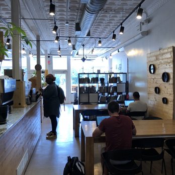Coffee Lab & Roasters Evanston - Inside - Coffee & Tea Near Me - Evanston, Illinois Coffee Lab & Roasters Evanston - Inside - Coffee & Tea Near Me - Evanston, Illinois