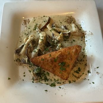 Cuvee Restaurant - Appetizer of mushroom with cream sauce and a semolina cake. - French Near Me - Carlton, Oregon