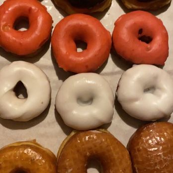 Randy's Donuts - Donuts Near Me - Downey, California Randy's Donuts - Donuts Near Me - Downey, California