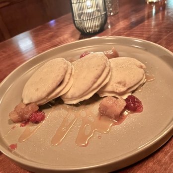 Oak Steakhouse - Steakhouses Near Me - Raleigh, North Carolina