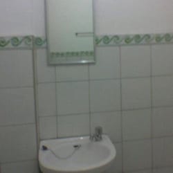 Islas 8817 Guesthouse - Bathroom.