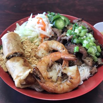 Pho Nguyen - Vermicelli bowl with beef, shrimp and egg roll. - Vietnamese Near Me - Boise, Idaho