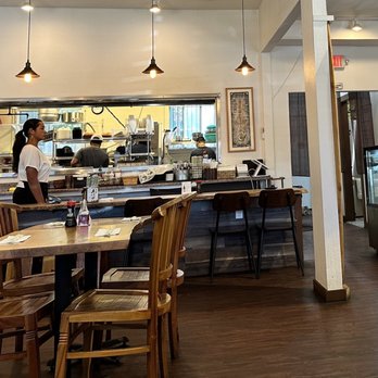 MOA Kitchen - Interior - Ramen Near Me - Waimea, Hawaii