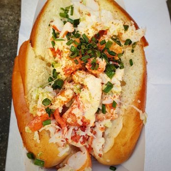 Pike Place Chowder - Connecticut Style Crab Sandwich ($25.75) - too expensive, average taste. Not a good value! - Seafood Near Me - Seattle, Washington Pike Place Chowder - Connecticut Style Crab Sandwich ($25.75) - too expensive, average taste. Not a good value! - Seafood Near Me - Seattle, Washington