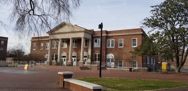 Campbell University by null