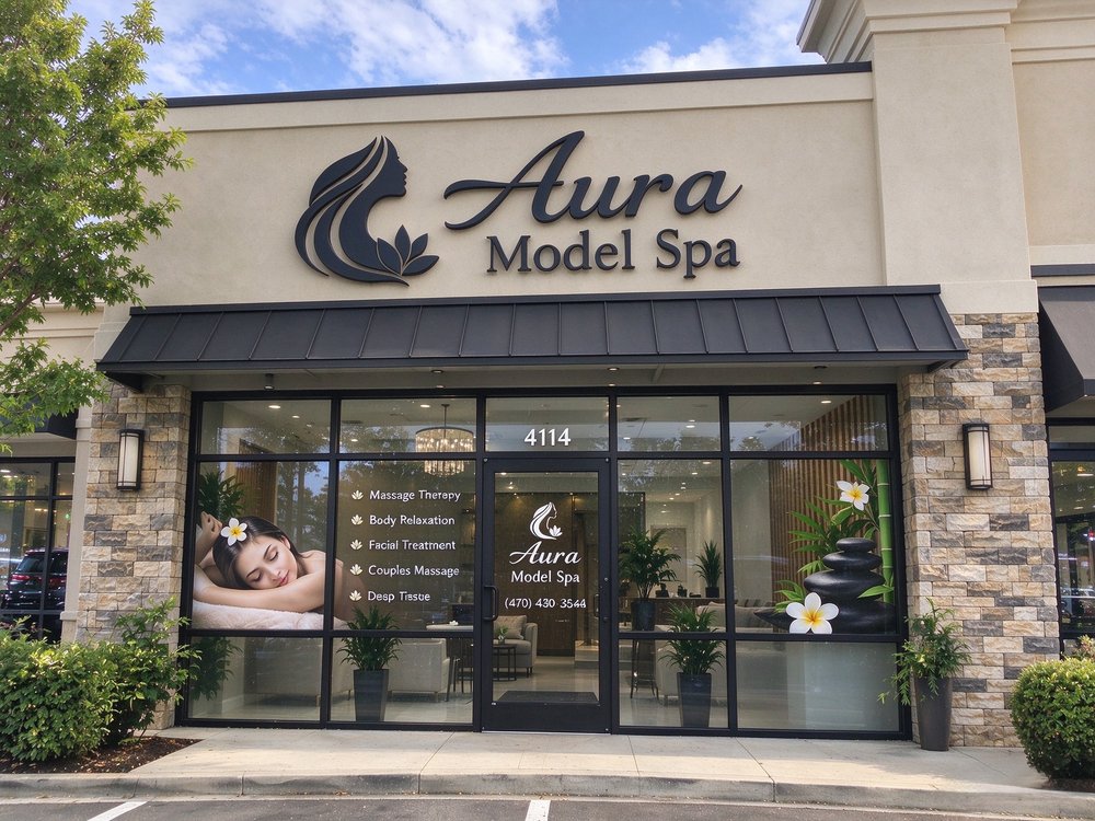 Aura Model Spa Logo