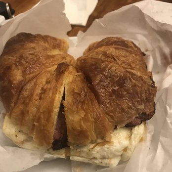 Penny House Cafe - Croissant sandwich - Coffee & Tea Near Me - Brooklyn, New York