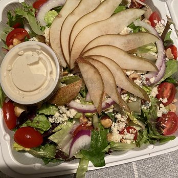 Basil & Board - Oregonzola Salad - Pizza Near Me - Salem, Oregon