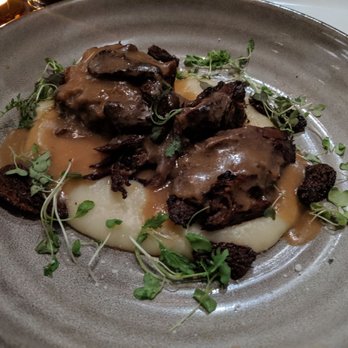 Le Hobbit - Braised beef - Delicious!!! - French Near Me - Quebec City, Quebec