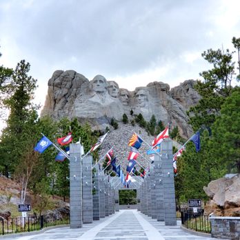 Mount Rushmore National Memorial - Landmarks & Historical Buildings Near Me - Keystone, South Dakota Mount Rushmore National Memorial - Landmarks & Historical Buildings Near Me - Keystone, South Dakota