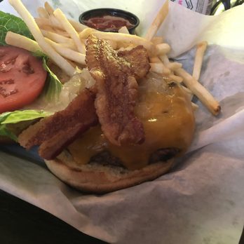 Beer Trade Co - Bacon And Cheeseburger - Bars Near Me - Delray Beach, Florida Beer Trade Co - Bacon And Cheeseburger - Bars Near Me - Delray Beach, Florida