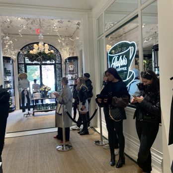 Ralph's Coffee - Foyer and line for the walk up window. - Coffee & Tea Near Me - New York, New York Ralph's Coffee - Foyer and line for the walk up window. - Coffee & Tea Near Me - New York, New York