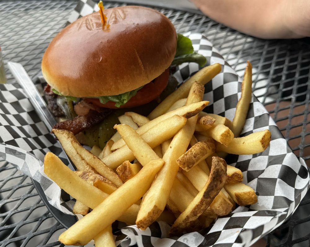 Porter's Saloon & Grill — Mexican restaurant in Superior
