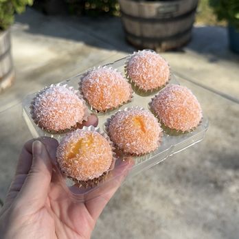Hui Lau Shan - c1 mango mochi - Desserts Near Me - Milpitas, California Hui Lau Shan - c1 mango mochi - Desserts Near Me - Milpitas, California