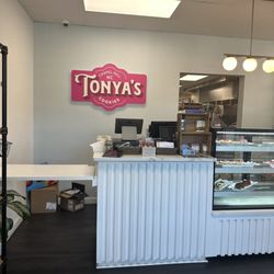 Tonya’s Cookies & Bakeshop - Cute shop!