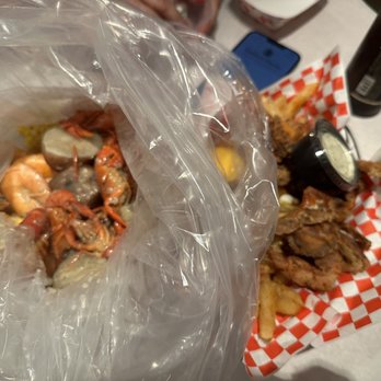 Aqua Boil - Soft Shell Crab Basket and 1 lb. Shrimp & 1 lb. Crawfish Combo - Seafood Near Me - New York, New York