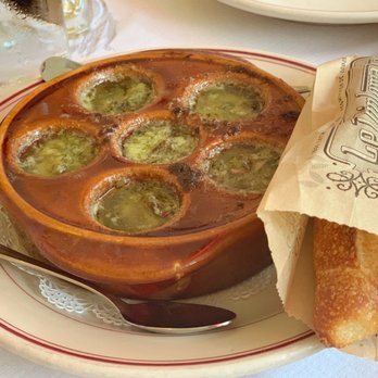 Le Diplomate - Escargots à la Bourguignonne - Brasseries Near Me - Washington, DC, District of Columbia