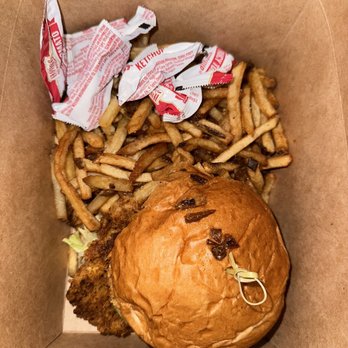 Solid Ground Brewing - Spicy buttermilk chicken sando - Breweries Near Me - Diamond Springs, California