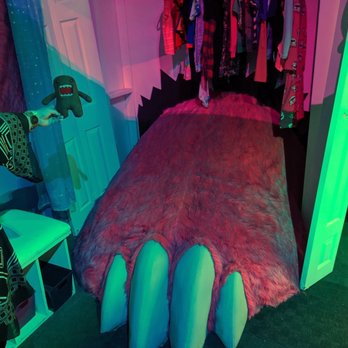 Otherworld - I found a new friend in the closet! - Performing Arts Near Me - Columbus, Ohio Otherworld - I found a new friend in the closet! - Performing Arts Near Me - Columbus, Ohio