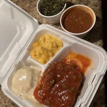 Mama's Daughters' Diner - Meatloaf, mashed potatoes, Mac & Cheese, Turnip Greens, Red Beans - Diners Near Me - Plano, Texas Mama's Daughters' Diner - Meatloaf, mashed potatoes, Mac & Cheese, Turnip Greens, Red Beans - Diners Near Me - Plano, Texas