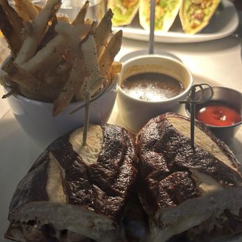 Moxies - French Dip - Cocktail Bars Near Me - Houston, Texas Moxies - French Dip - Cocktail Bars Near Me - Houston, Texas