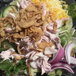 Jerome Brown BBQ - Chicken BBQ Salad