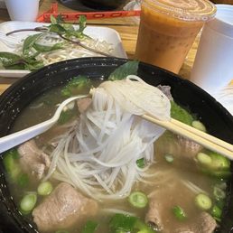 Pho tai