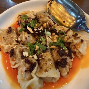 Yang Kee Dumpling - Wonton Chili Oil - Dim Sum Near Me - Davis, California
