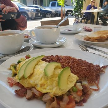 Earth Vibes - Everything omelet with sourdough toast, absolutely delicious. - American Near Me - Slymar, California Earth Vibes - Everything omelet with sourdough toast, absolutely delicious. - American Near Me - Slymar, California