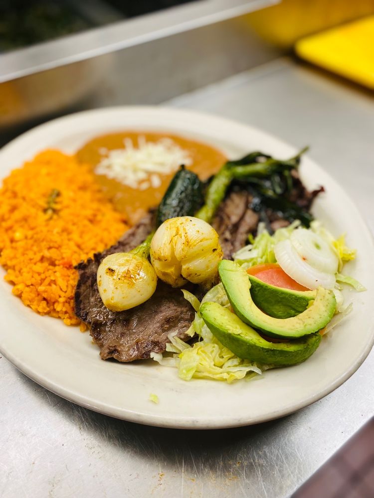 Food from Chicken Palace