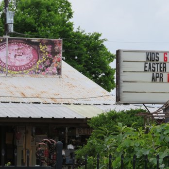 Round Rock Garden Center - Great location on Sam Bass Rd, about a blk past Chisholm Trail. - Nurseries & Gardening Near Me - Round Rock, Texas Round Rock Garden Center - Great location on Sam Bass Rd, about a blk past Chisholm Trail. - Nurseries & Gardening Near Me - Round Rock, Texas