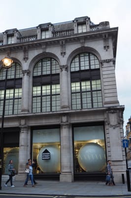 Dover Street Market by null