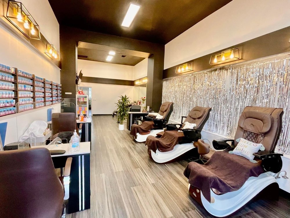 Kim Hair And Nails Salon Logo