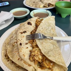 City Coffee Shop - Migas Locos