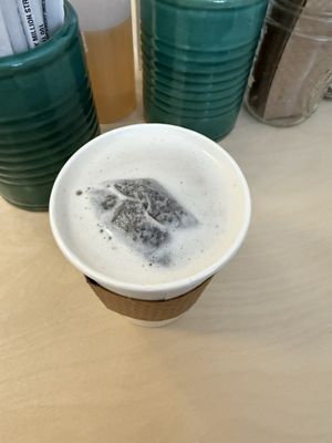 Larry’s Ca Phe by null