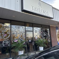 Taylor’d Advanced Aesthetics - Front entrance