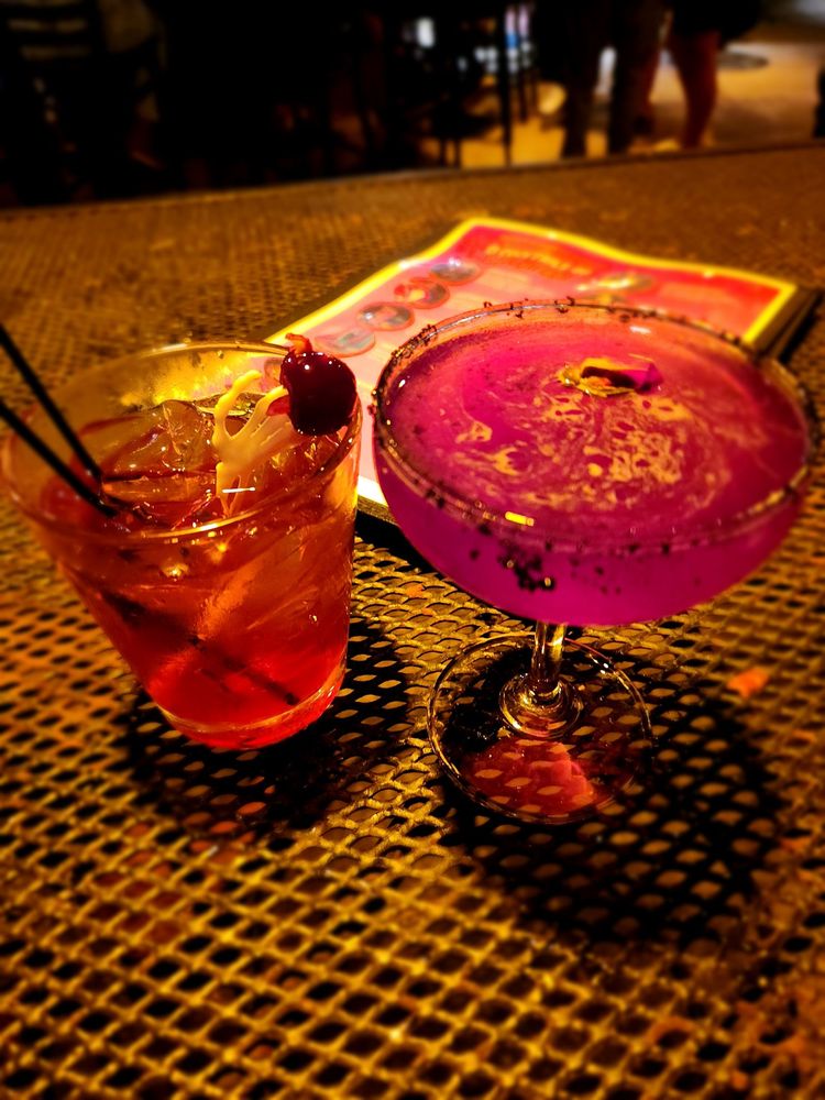 Eden Bar Image