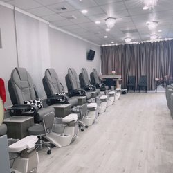 U Plus Nails Spa