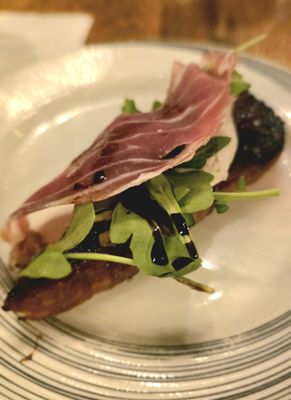 Rena's Italian Fishery & Grill by null