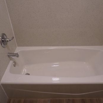 Duran Property Maintenance & Remodel - We do bathtub and Shower wall installations! - General Contractors Near Me - Salinas, California